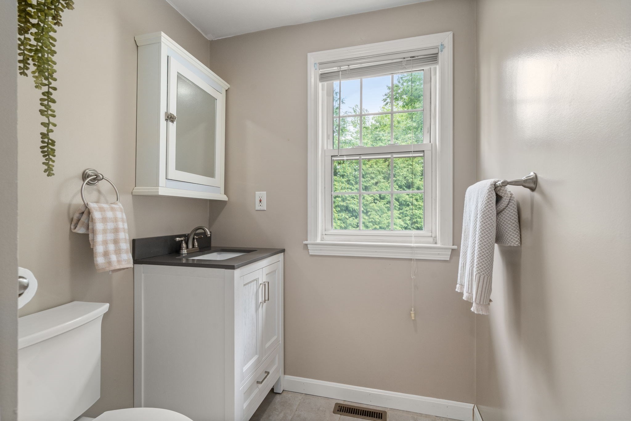 6 Tyler St Property Photo 12