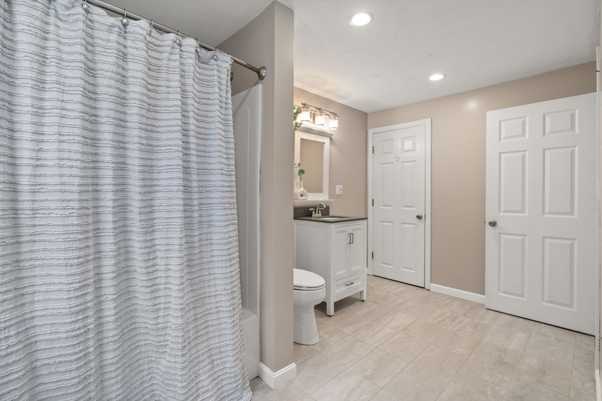 6 Tyler St Property Photo 19
