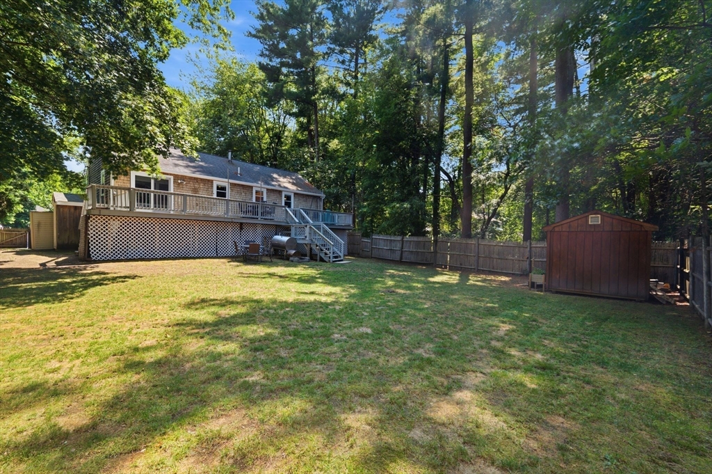 668 Summer St Property Photo 31