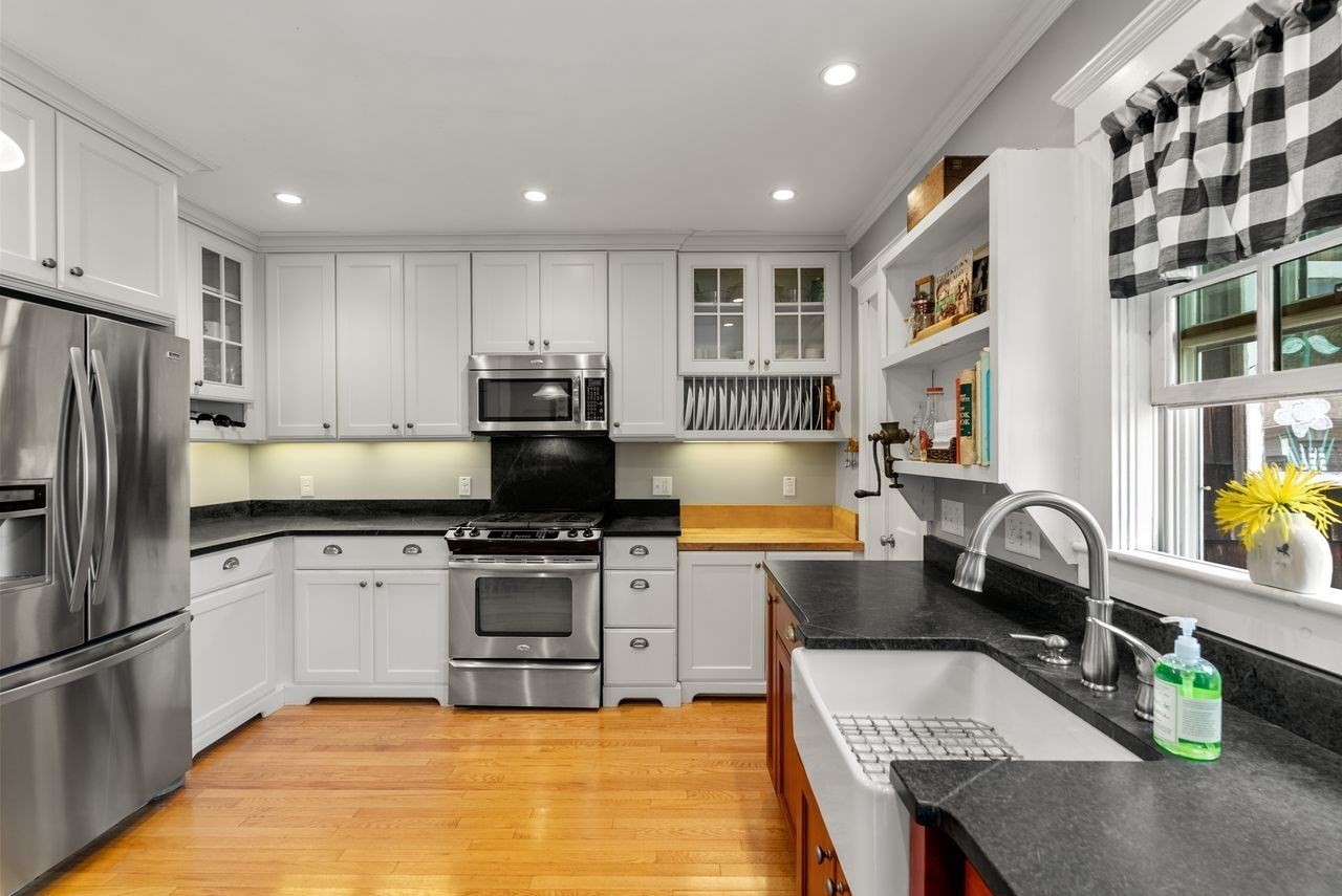 45 Wendell Park Property Photo 12