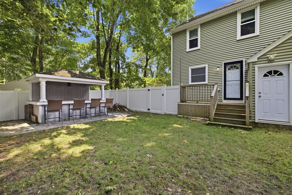 20 Chestnut St # B Property Photo 20