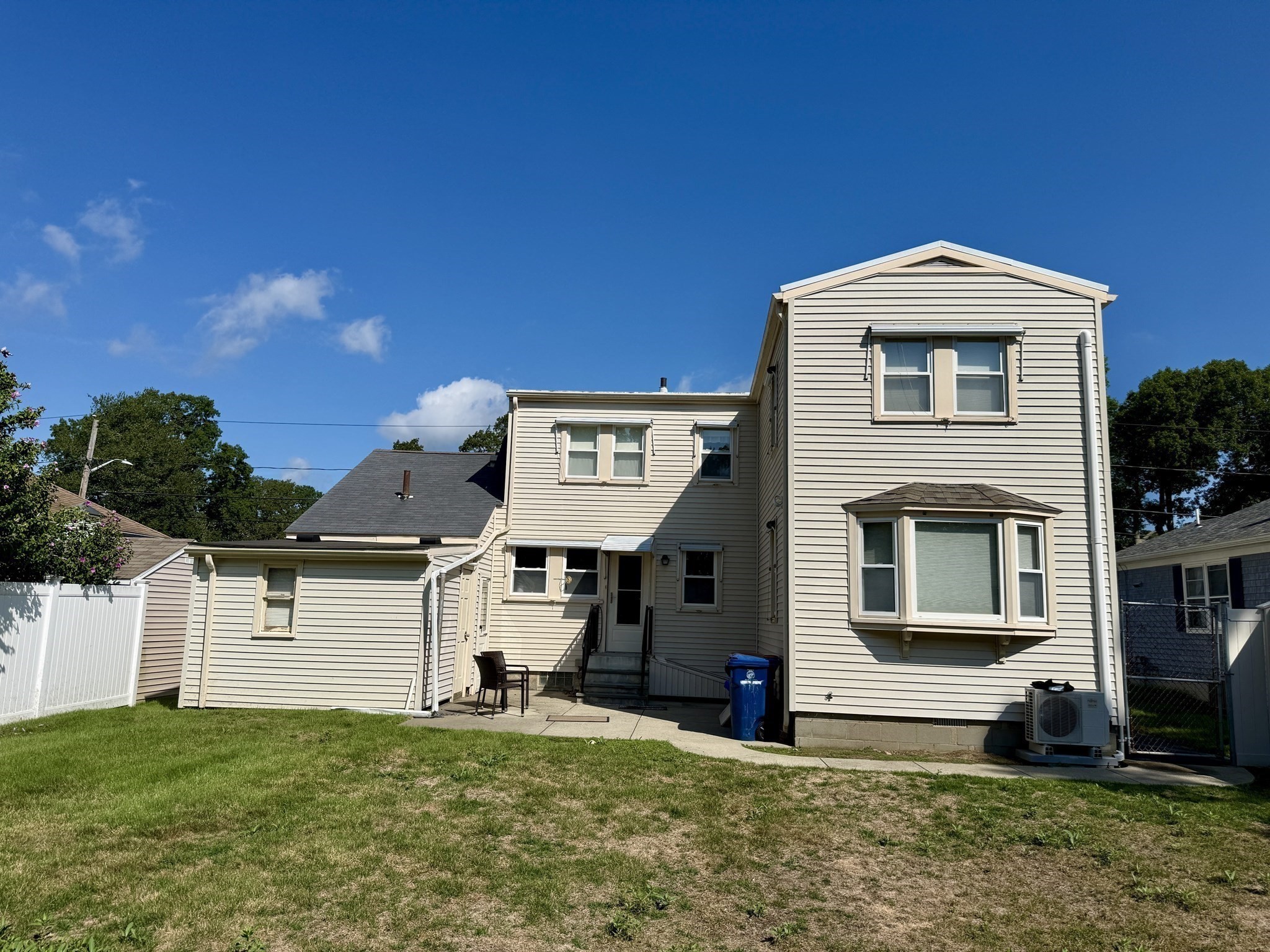 16 Pauline St Property Photo 5