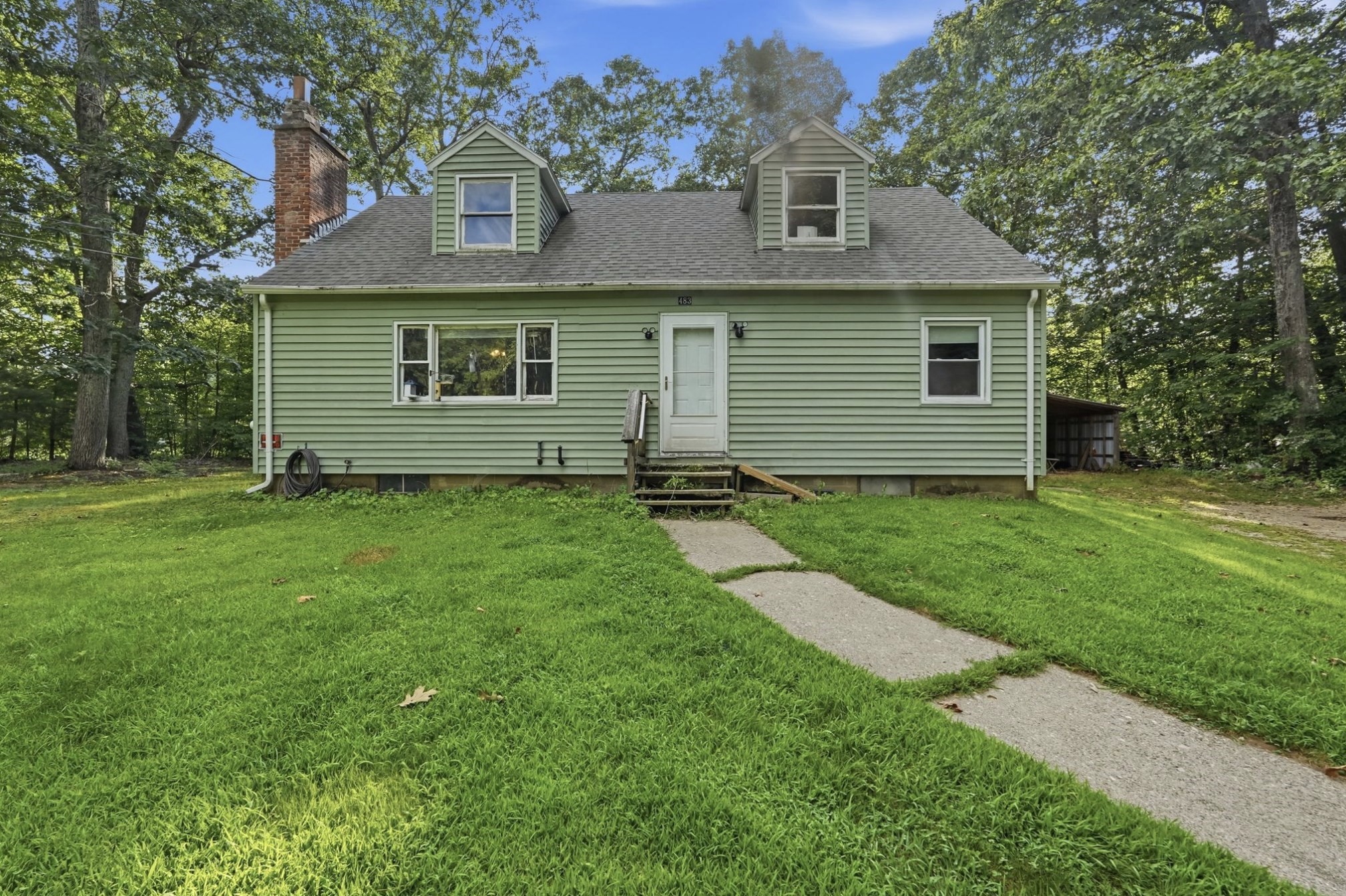 483 Federal St Property Photo 2