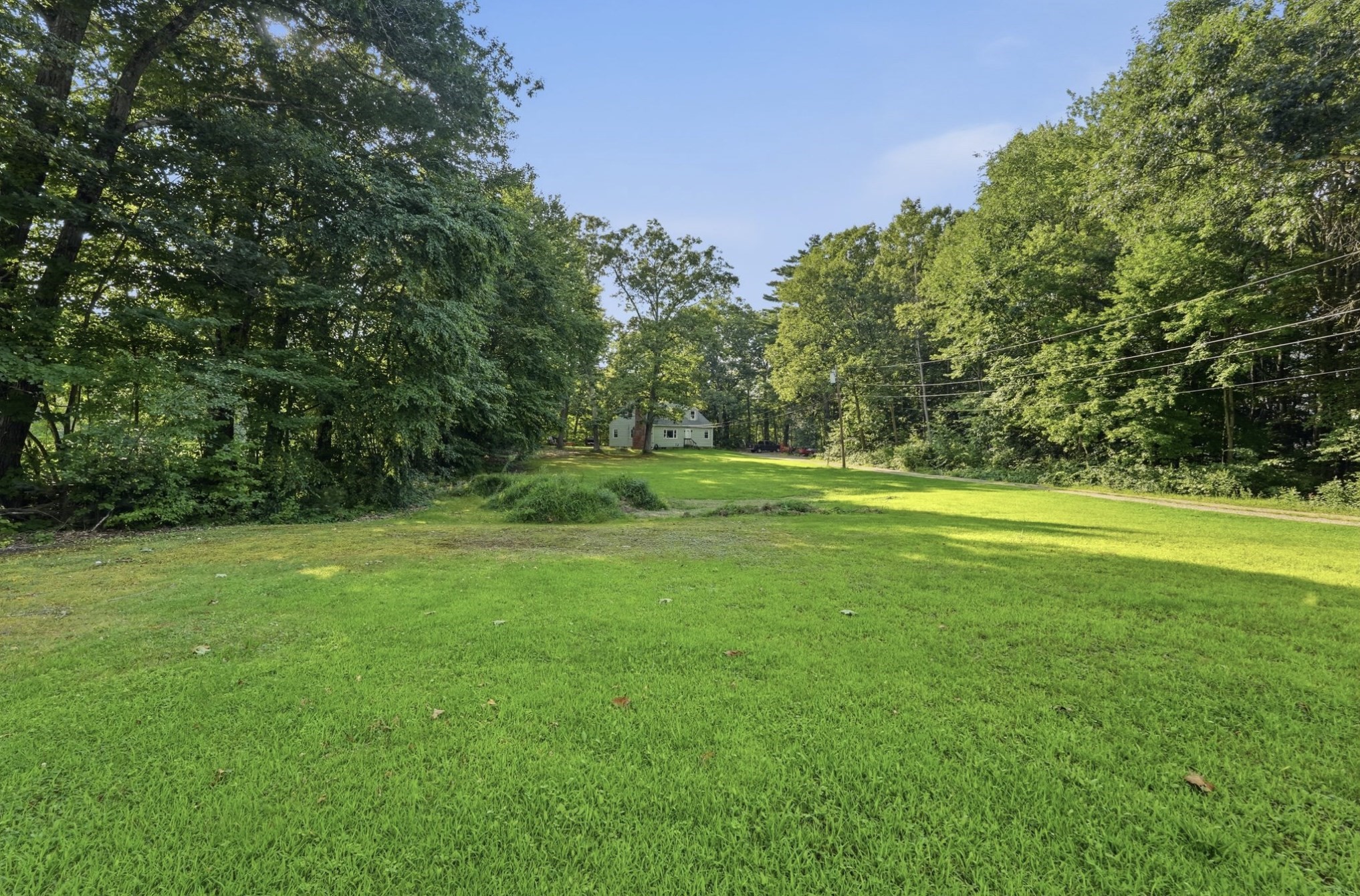 483 Federal St Property Photo 6