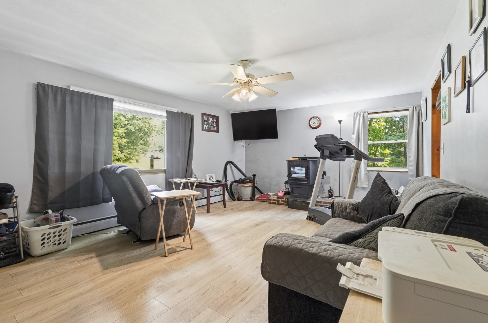 483 Federal St Property Photo 9