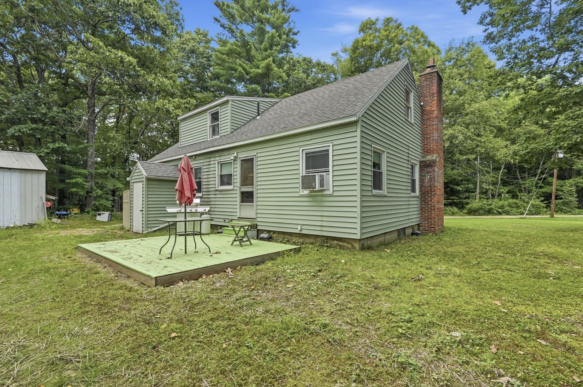 483 Federal St Property Photo 27