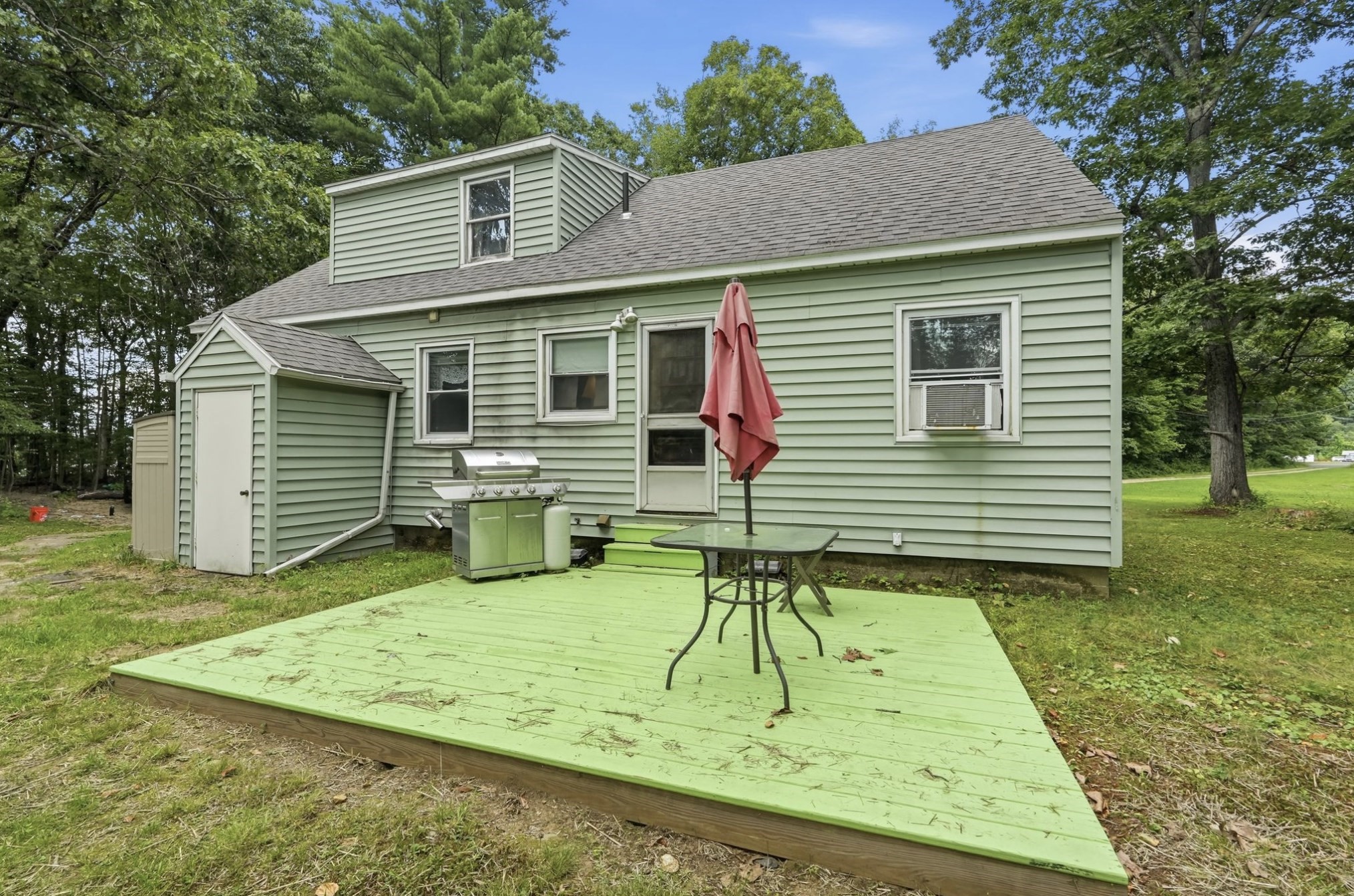 483 Federal St Property Photo 30