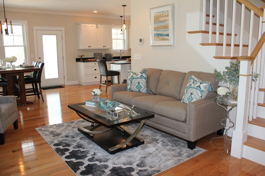 113 Compass Point Drive # 92 Property Photo 2