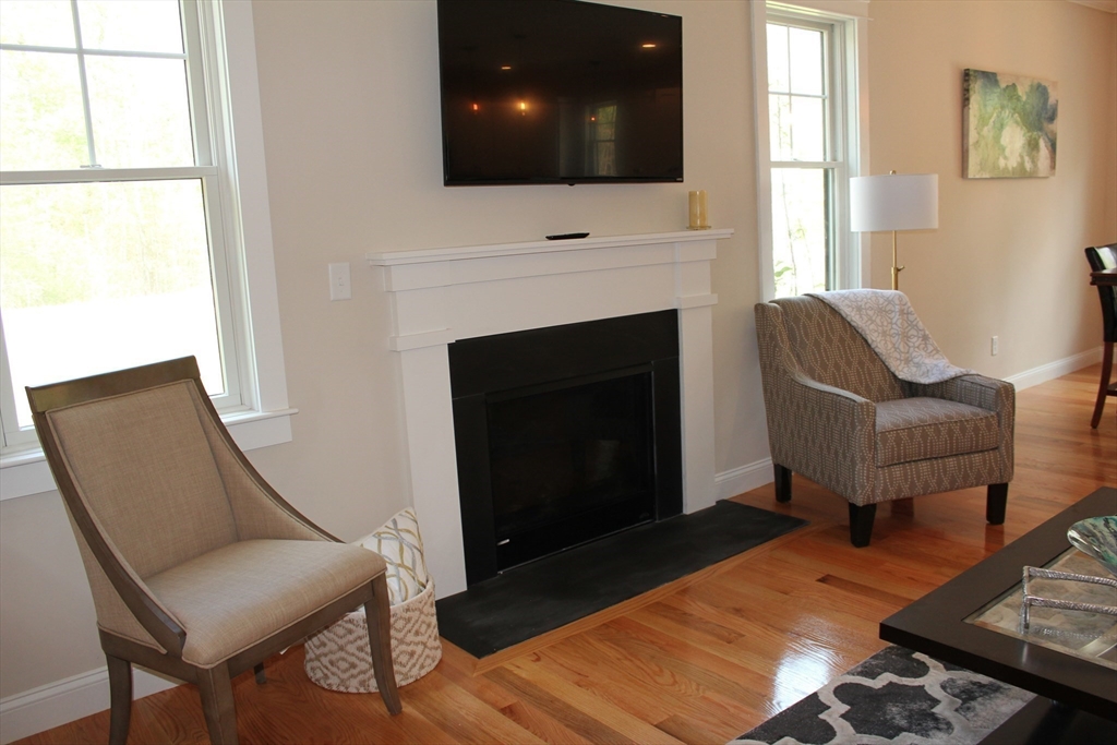 113 Compass Point Drive # 92 Property Photo 3