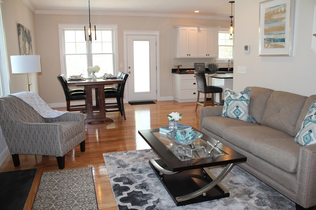 113 Compass Point Drive # 92 Property Photo 6