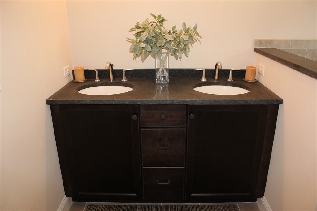 113 Compass Point Drive # 92 Property Photo 17
