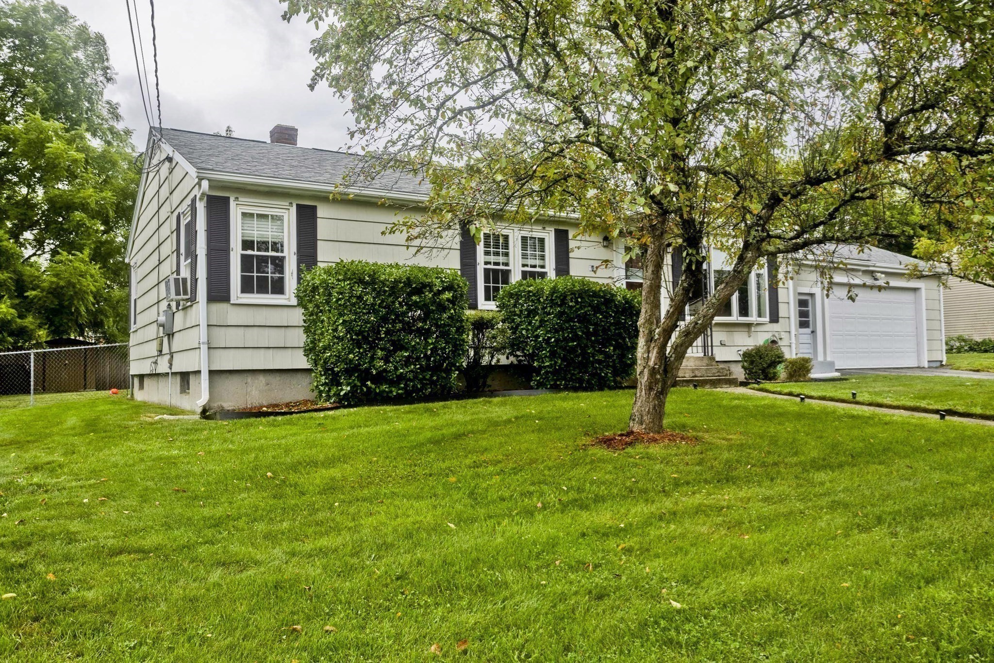 14 Bliss Rd Property Photo 2