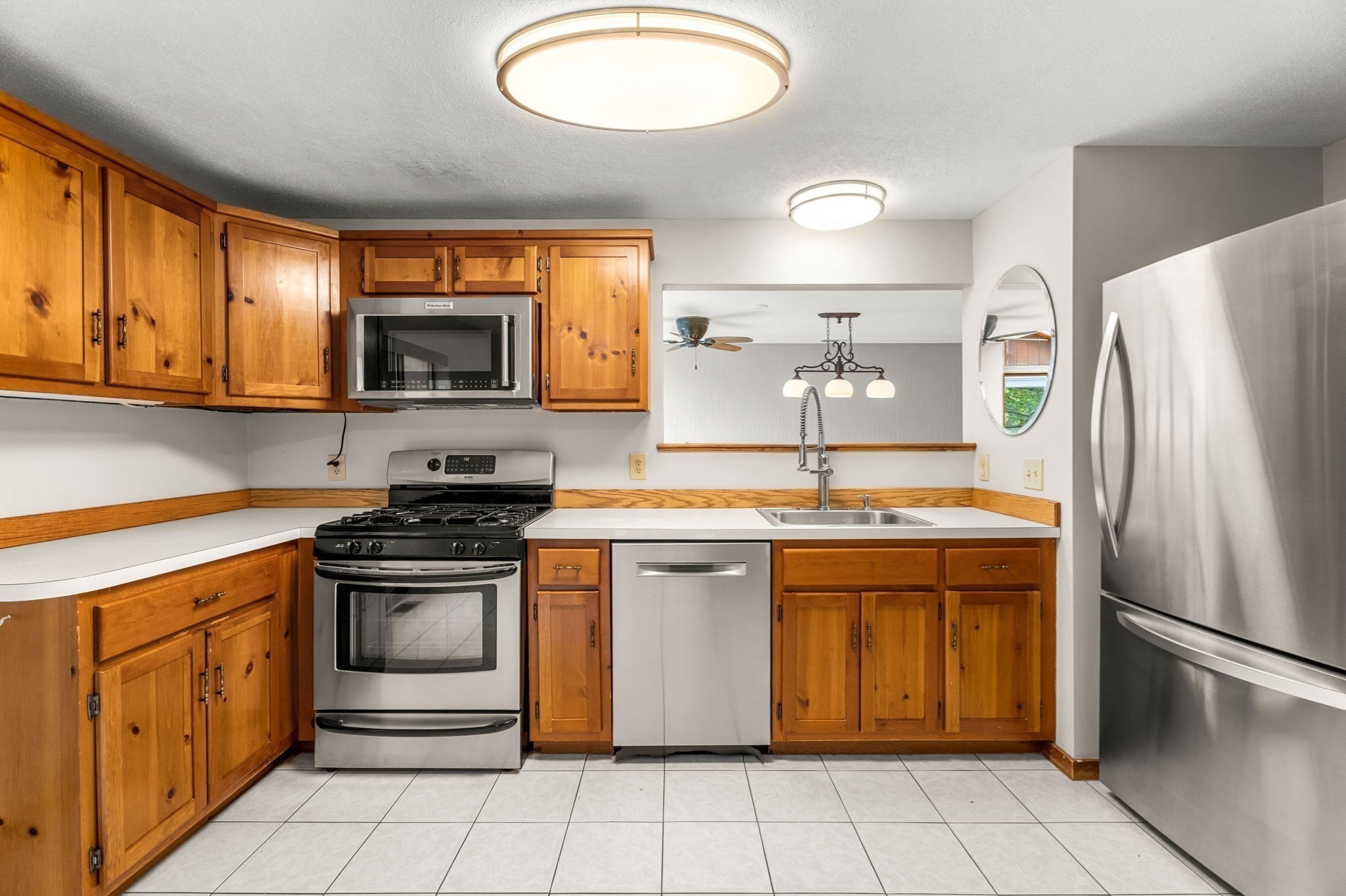 13 Eaton Ct # 13 Property Photo 11