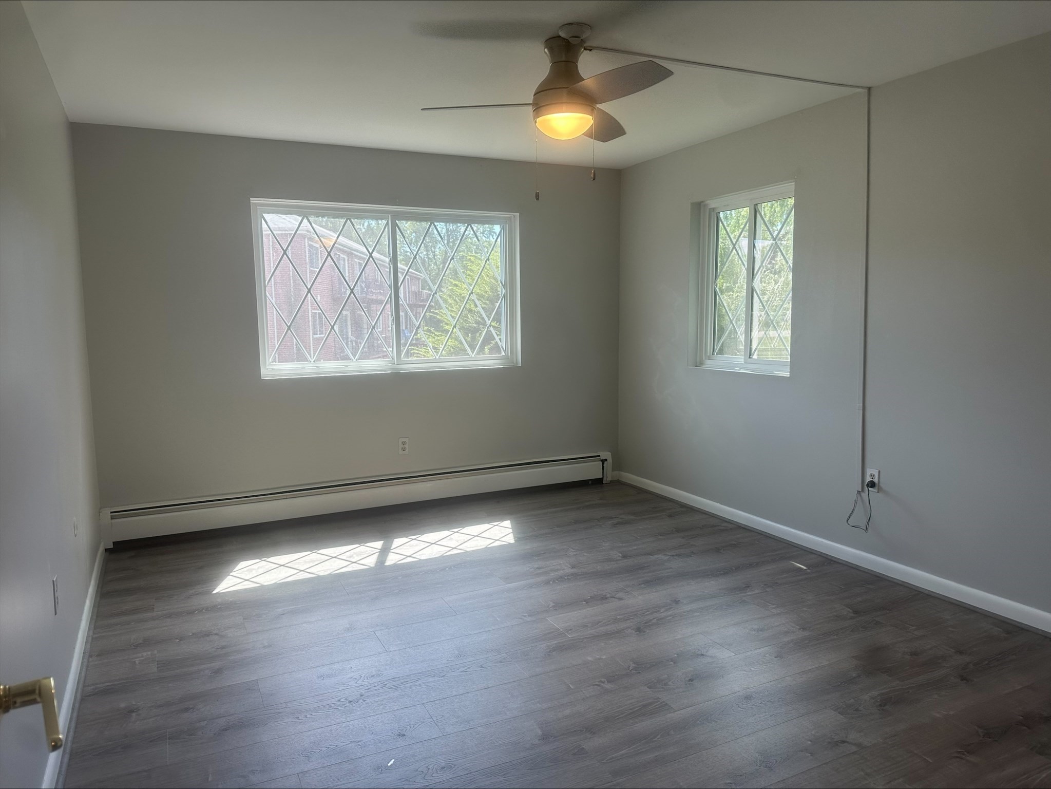 21 Fernview Ave. # 9 Property Photo 5