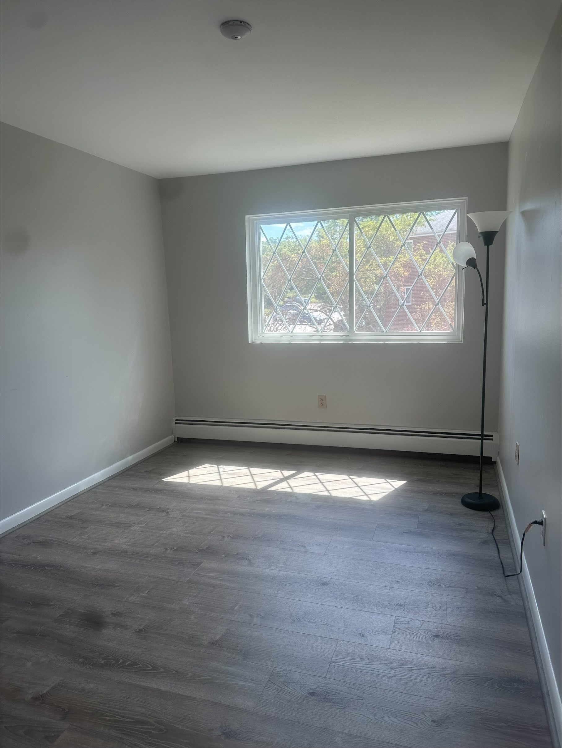 21 Fernview Ave. # 9 Property Photo 7
