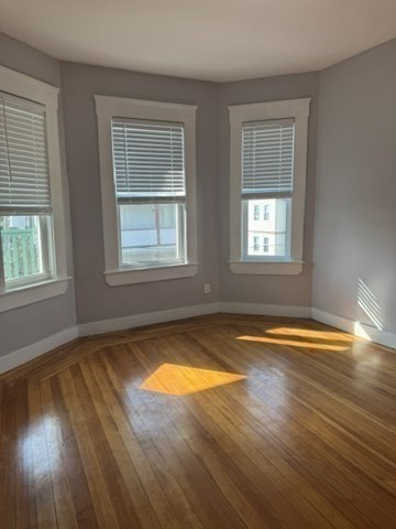 10 Sutton St 3 # 3 Property Photo 6