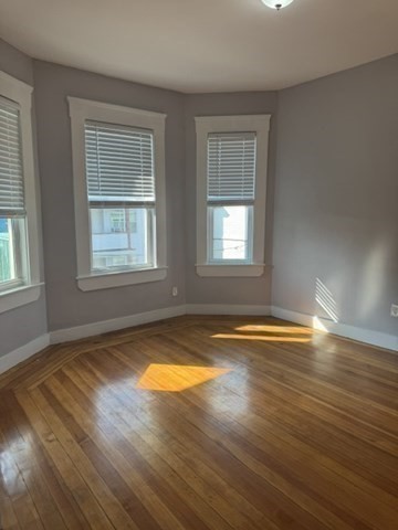 10 Sutton St 3 # 3 Property Photo 9