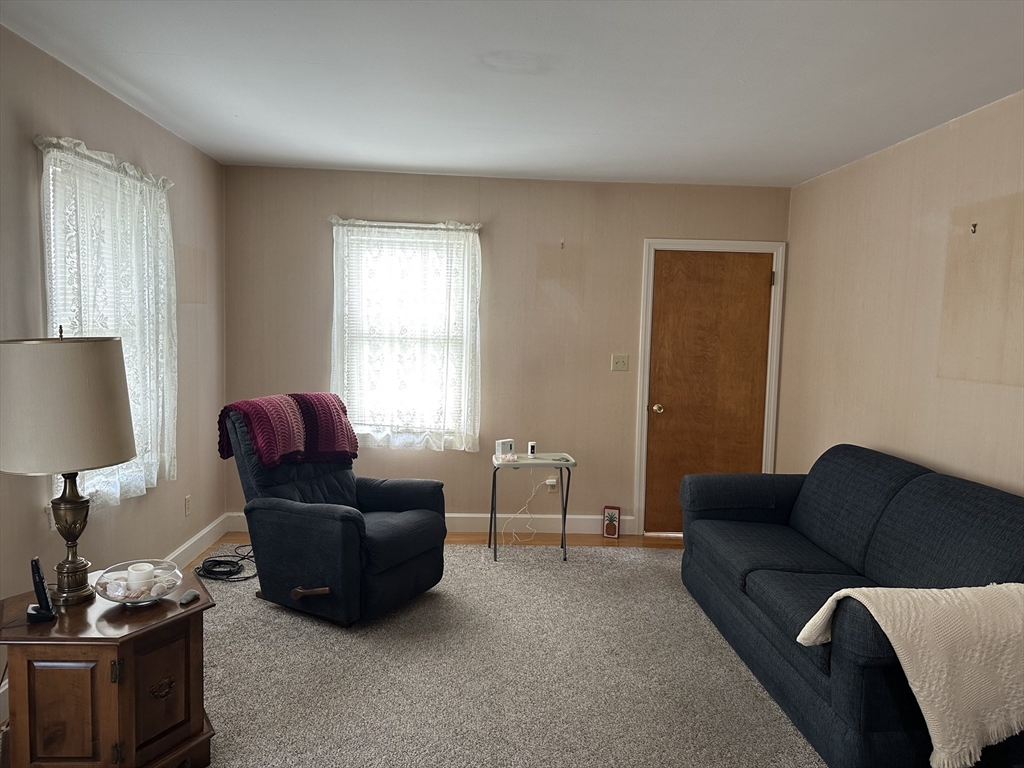 124 Felton St. Property Photo 5