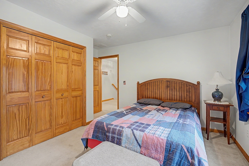 12 Gordon Ln Property Photo 19