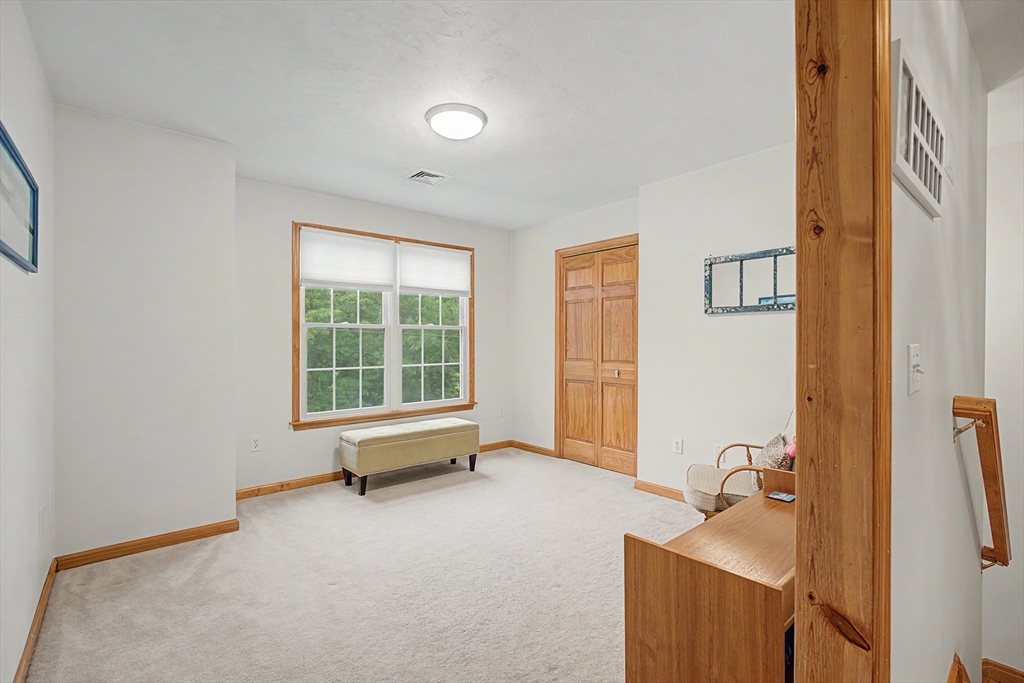 12 Gordon Ln Property Photo 27