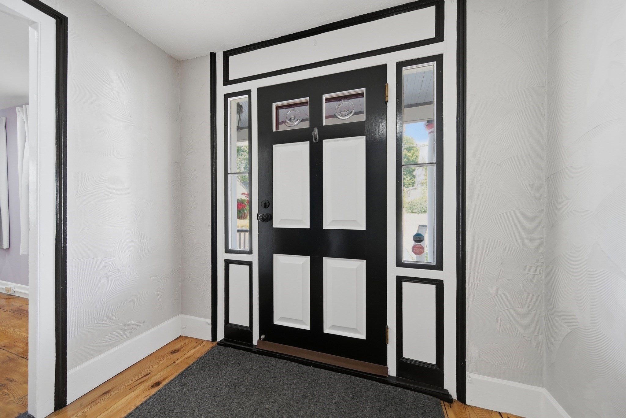 179 Main St. Property Photo 8