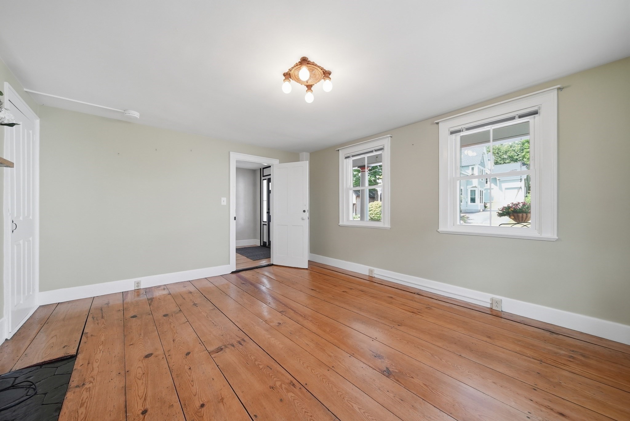 179 Main St. Property Photo 28