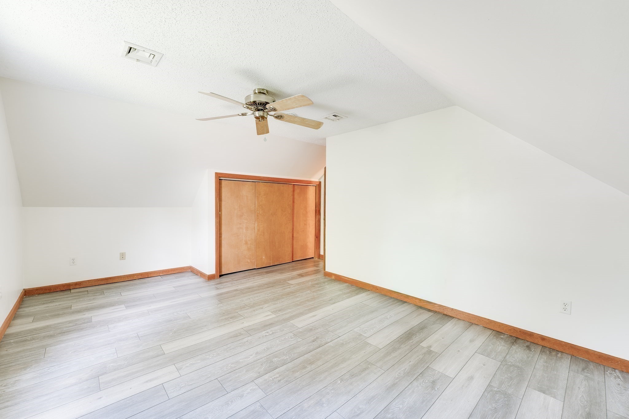 41 Park St Property Photo 23