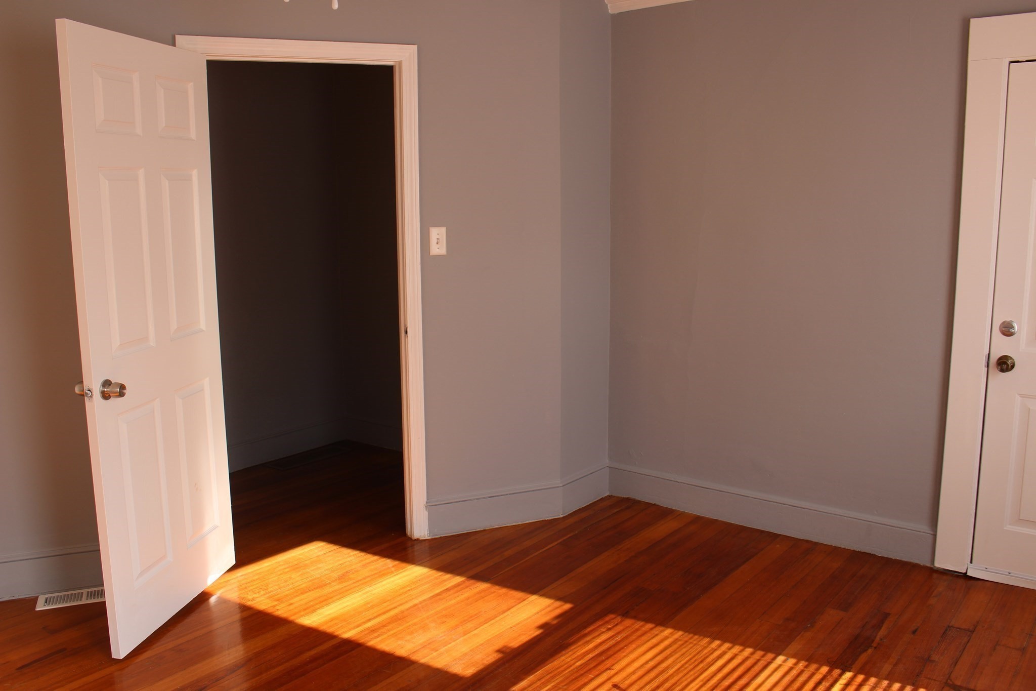 2 Bruce Ave # 2 Property Photo 8