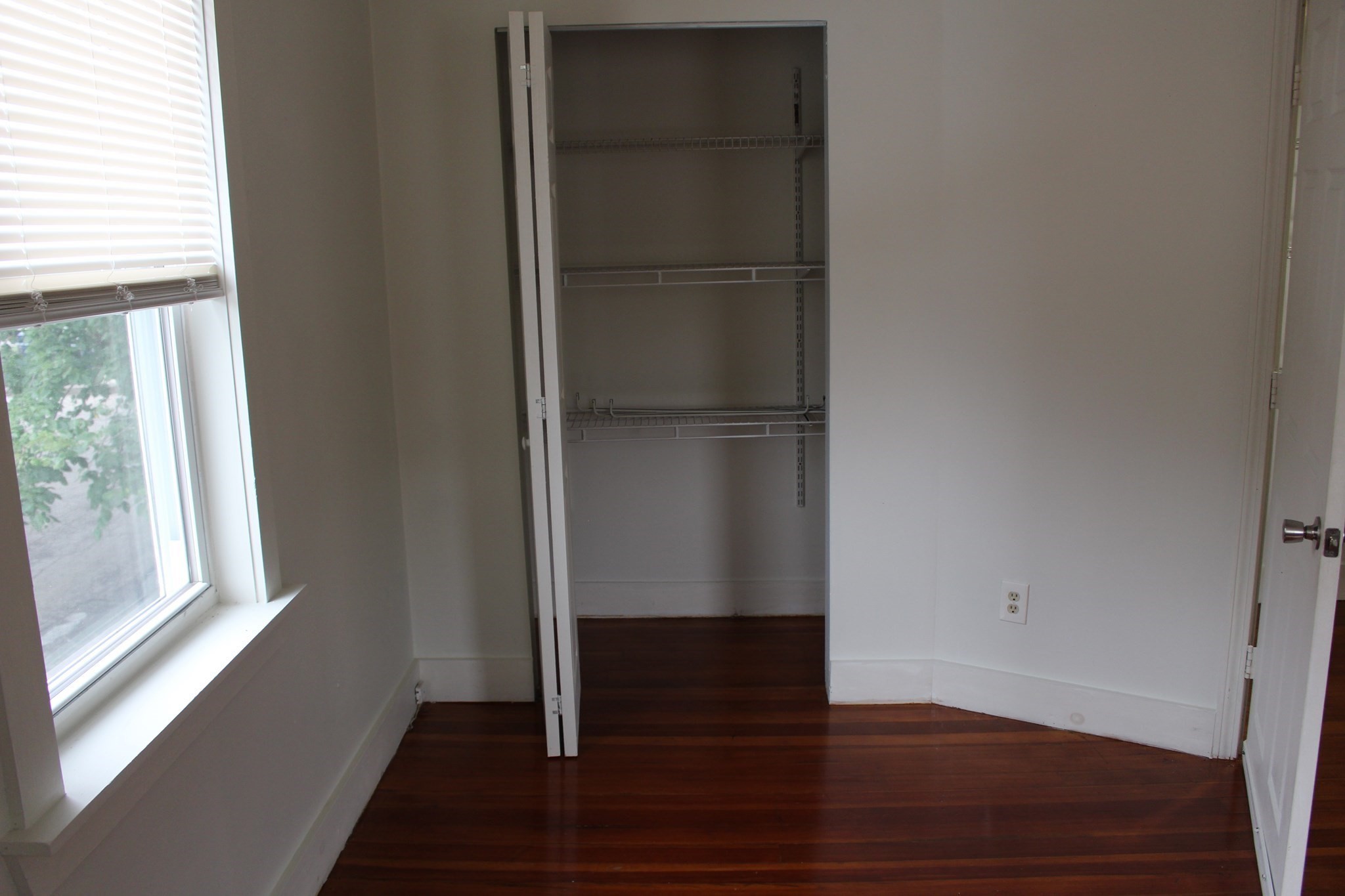 2 Bruce Ave # 2 Property Photo 20