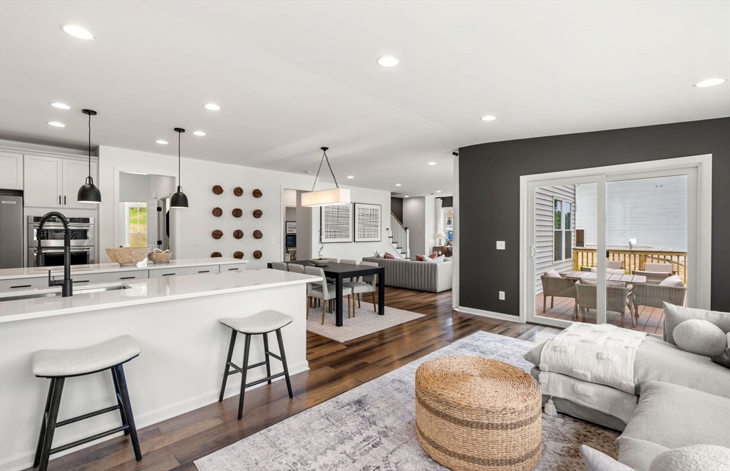 7 Germain Way # 14 Property Photo 10