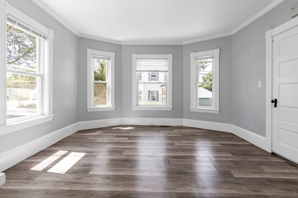 31-33 Bourne Street Property Photo 6