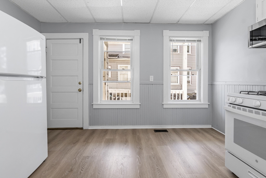 31-33 Bourne Street Property Photo 12