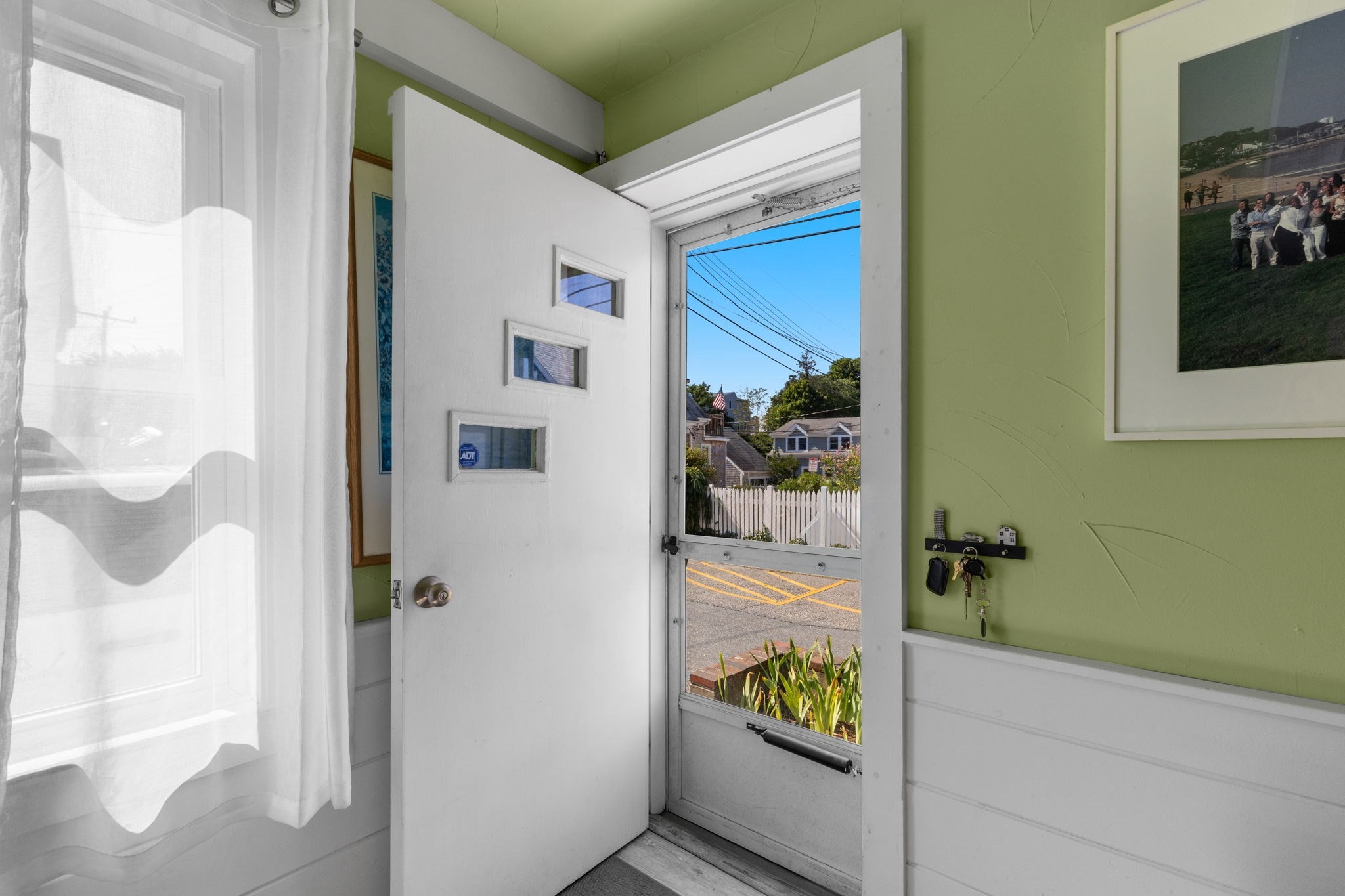 39 Pleasant Street Property Photo 4