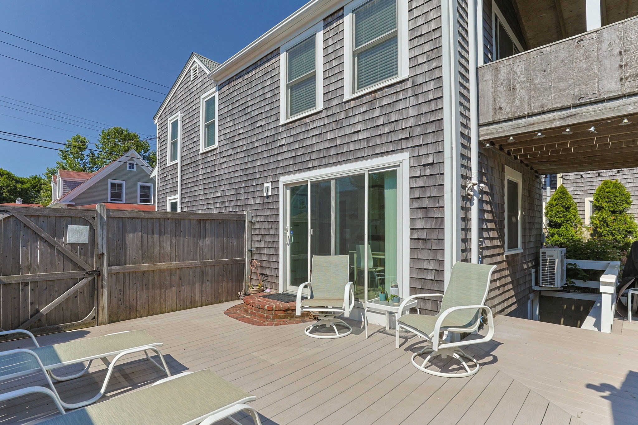 39 Pleasant Street Property Photo 21