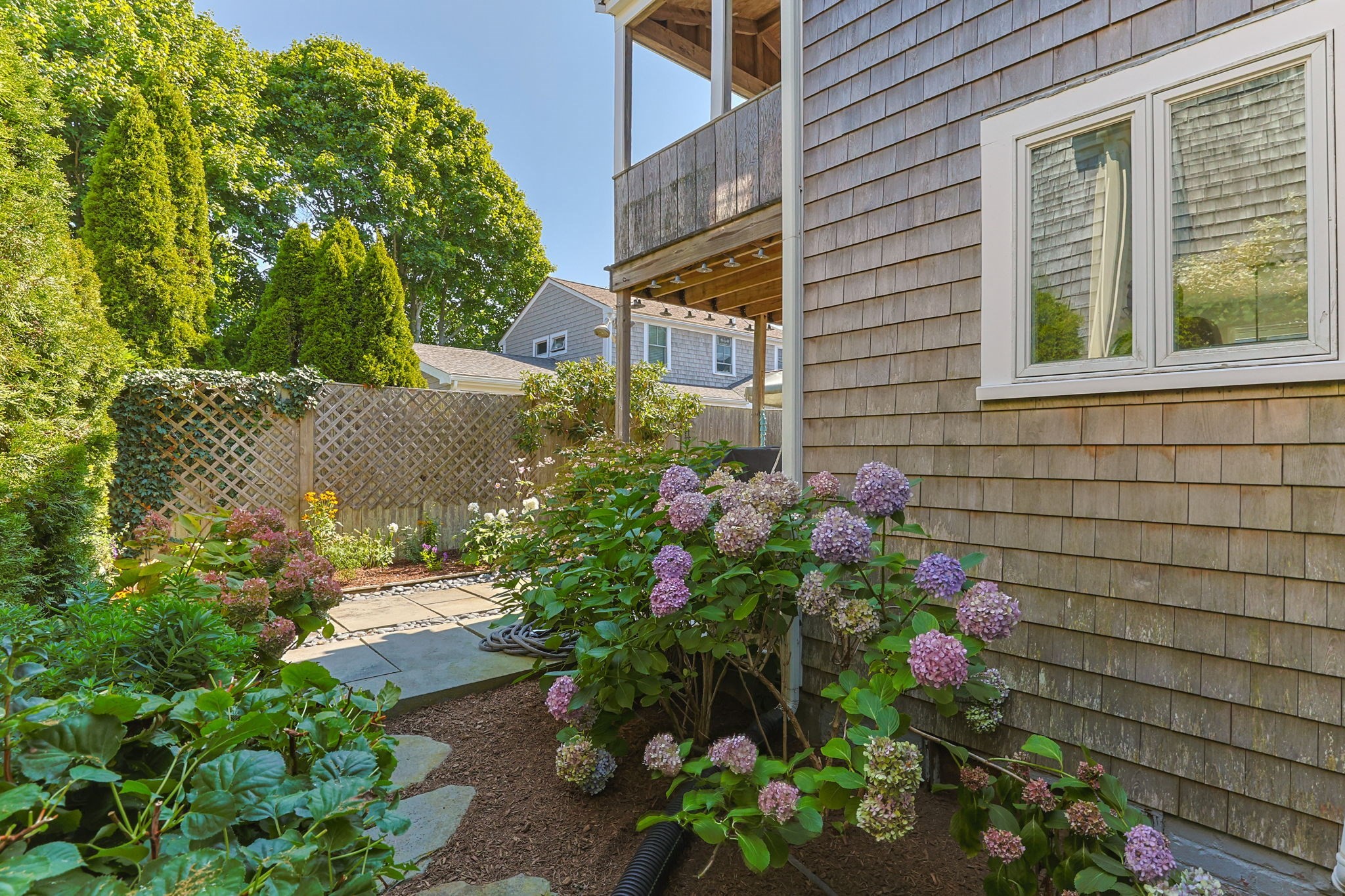 39 Pleasant Street Property Photo 26