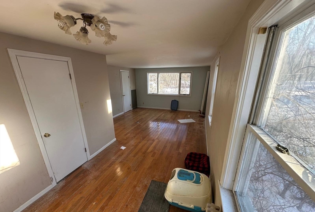 86 Andover St Property Photo 1