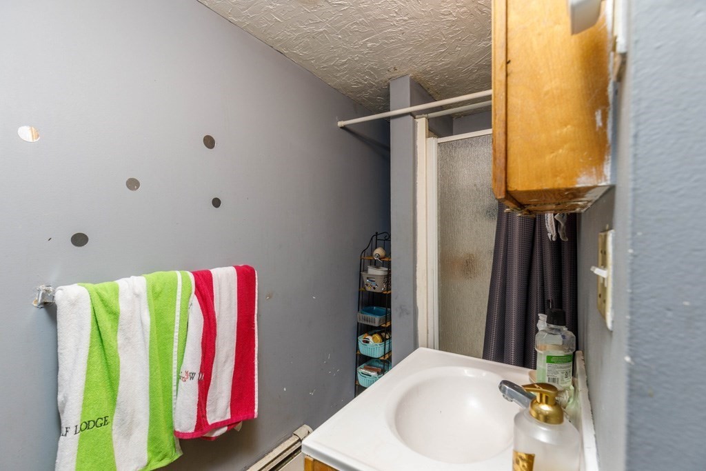 116 Marshall St Property Photo 17