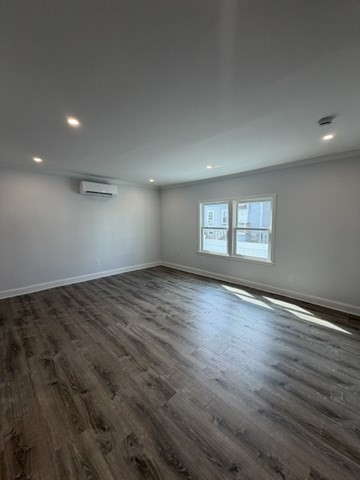 220 Fifth St # 2 Property Photo 2