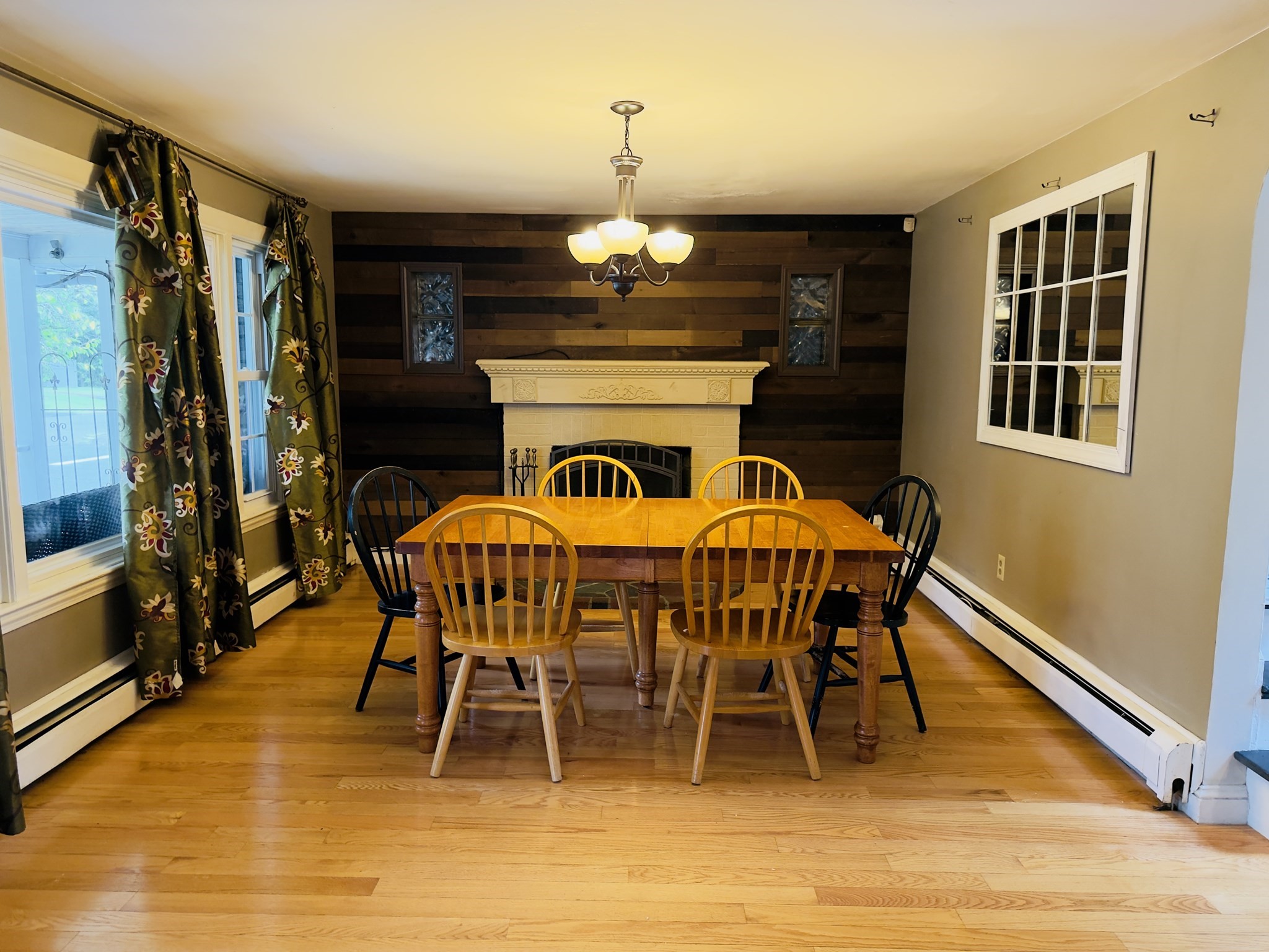 118 Woodard Ave Property Photo 5