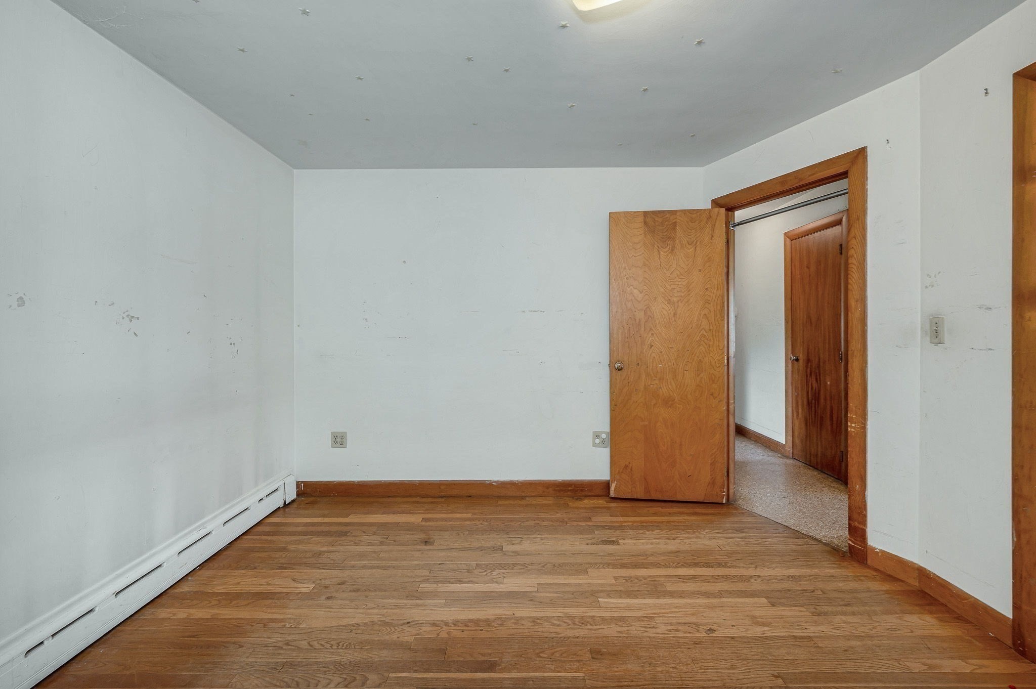129 Forest St Property Photo 19