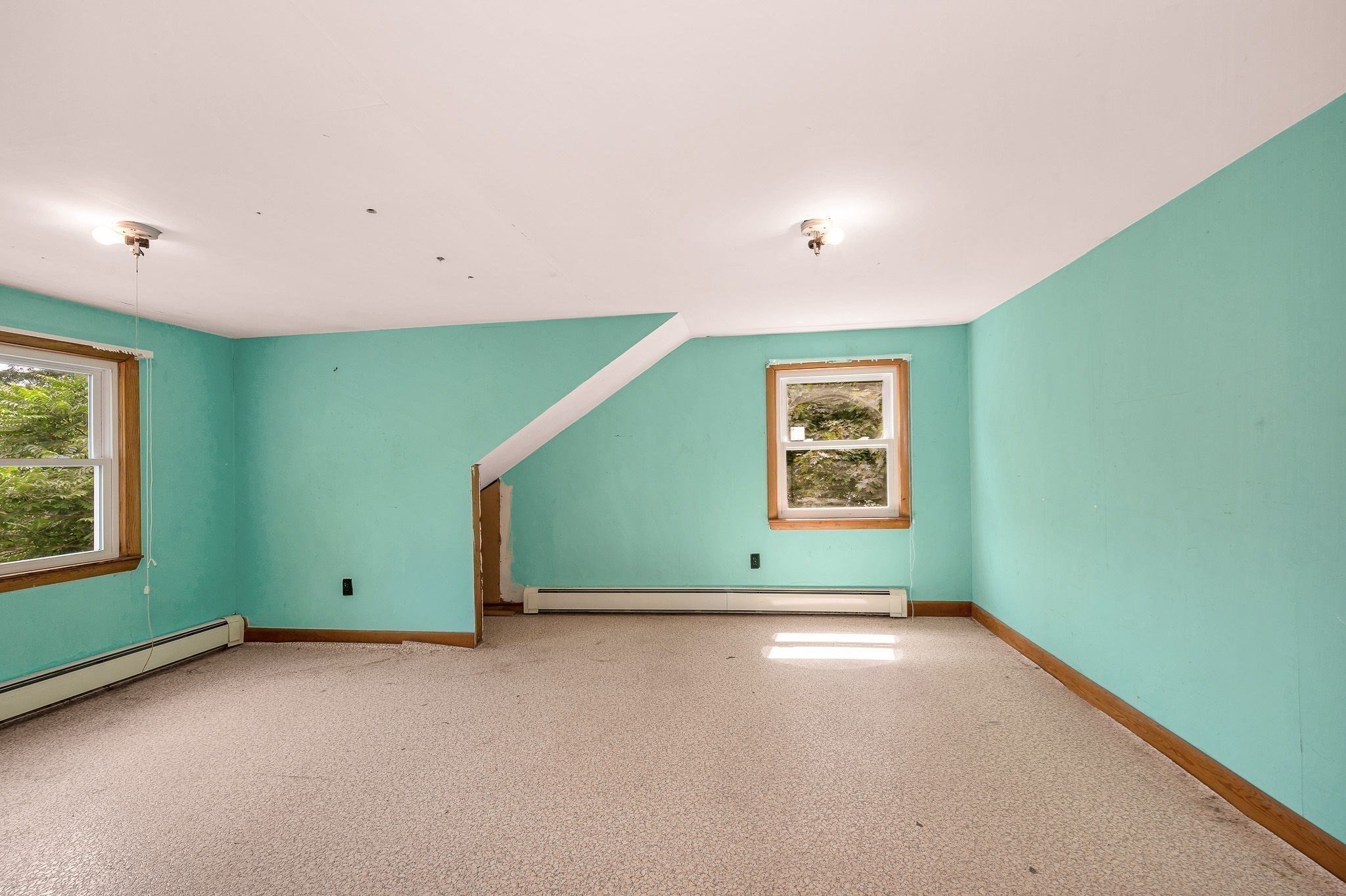 129 Forest St Property Photo 29