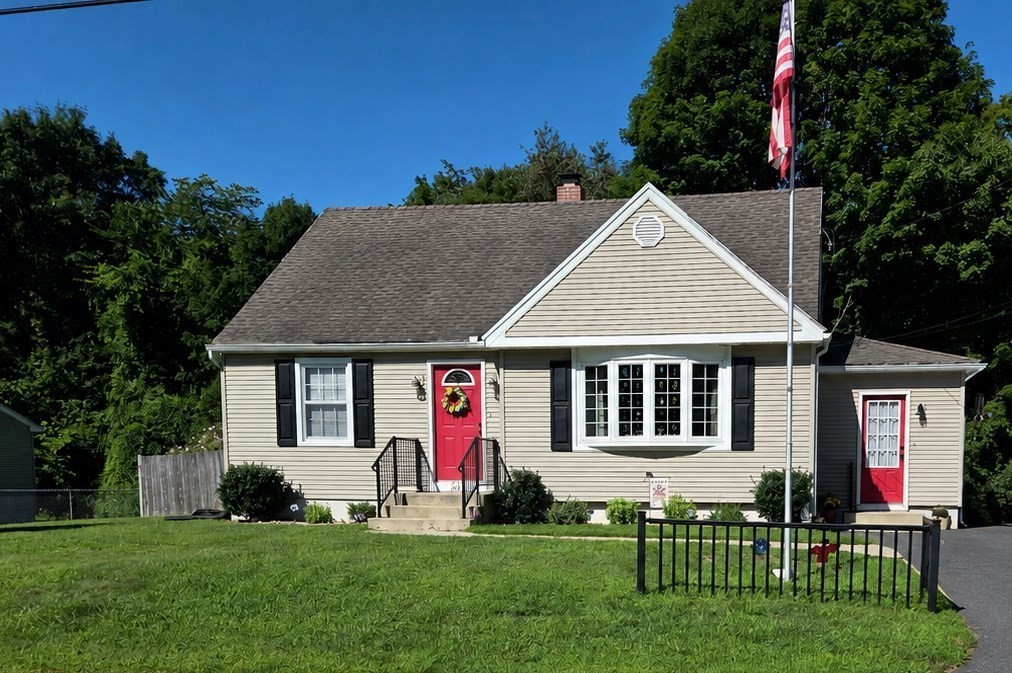 62 Clyde Avenue Property Photo 1