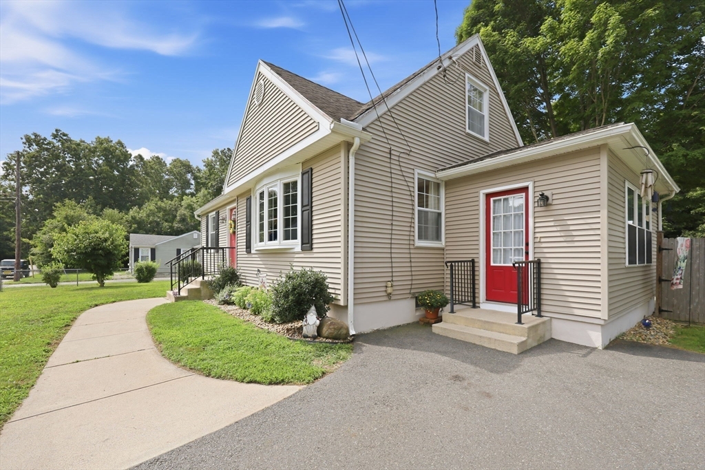 62 Clyde Avenue Property Photo 40