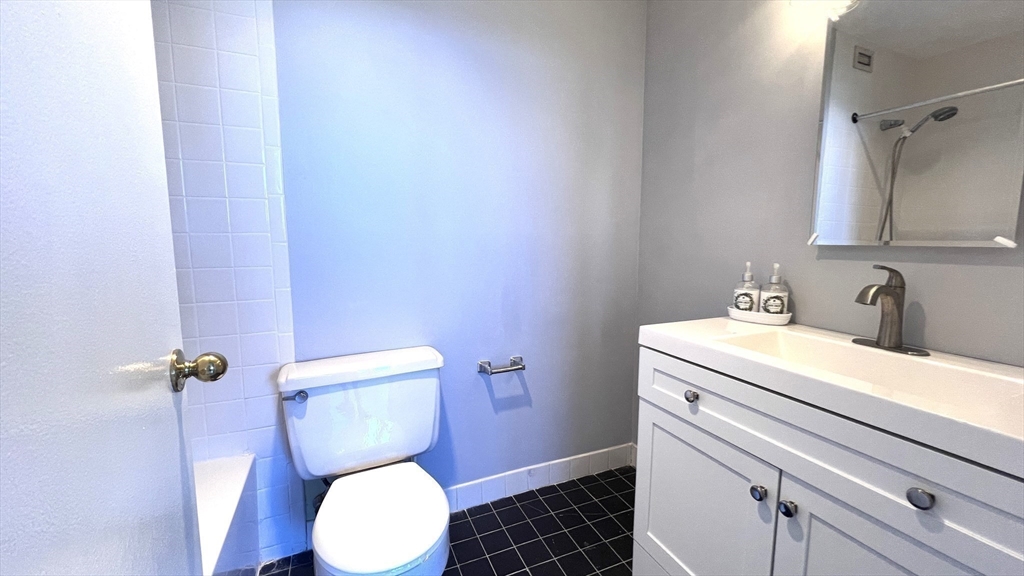 77 Adams St # 610 Property Photo 20