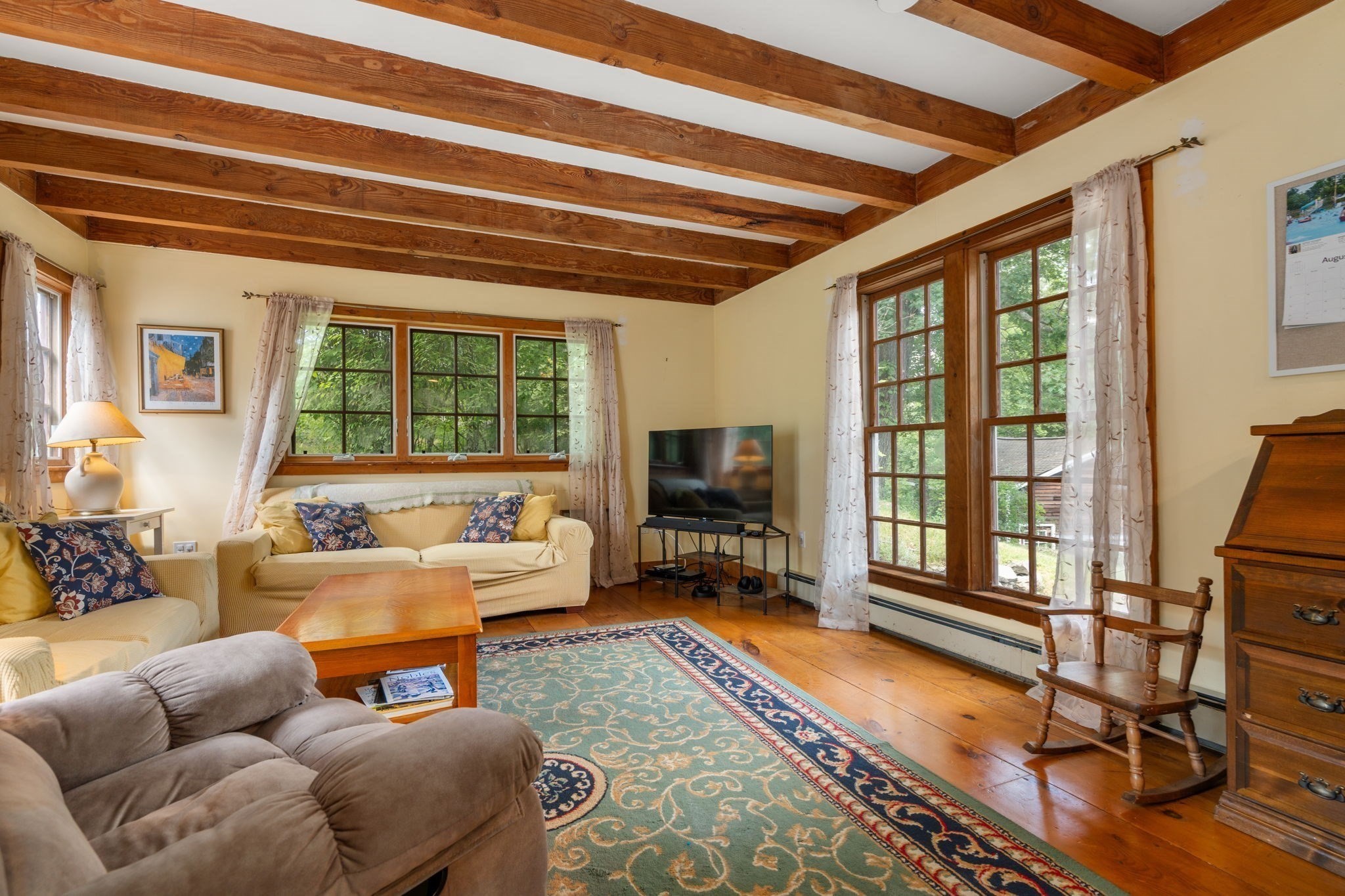 120 Summer St Property Photo 4