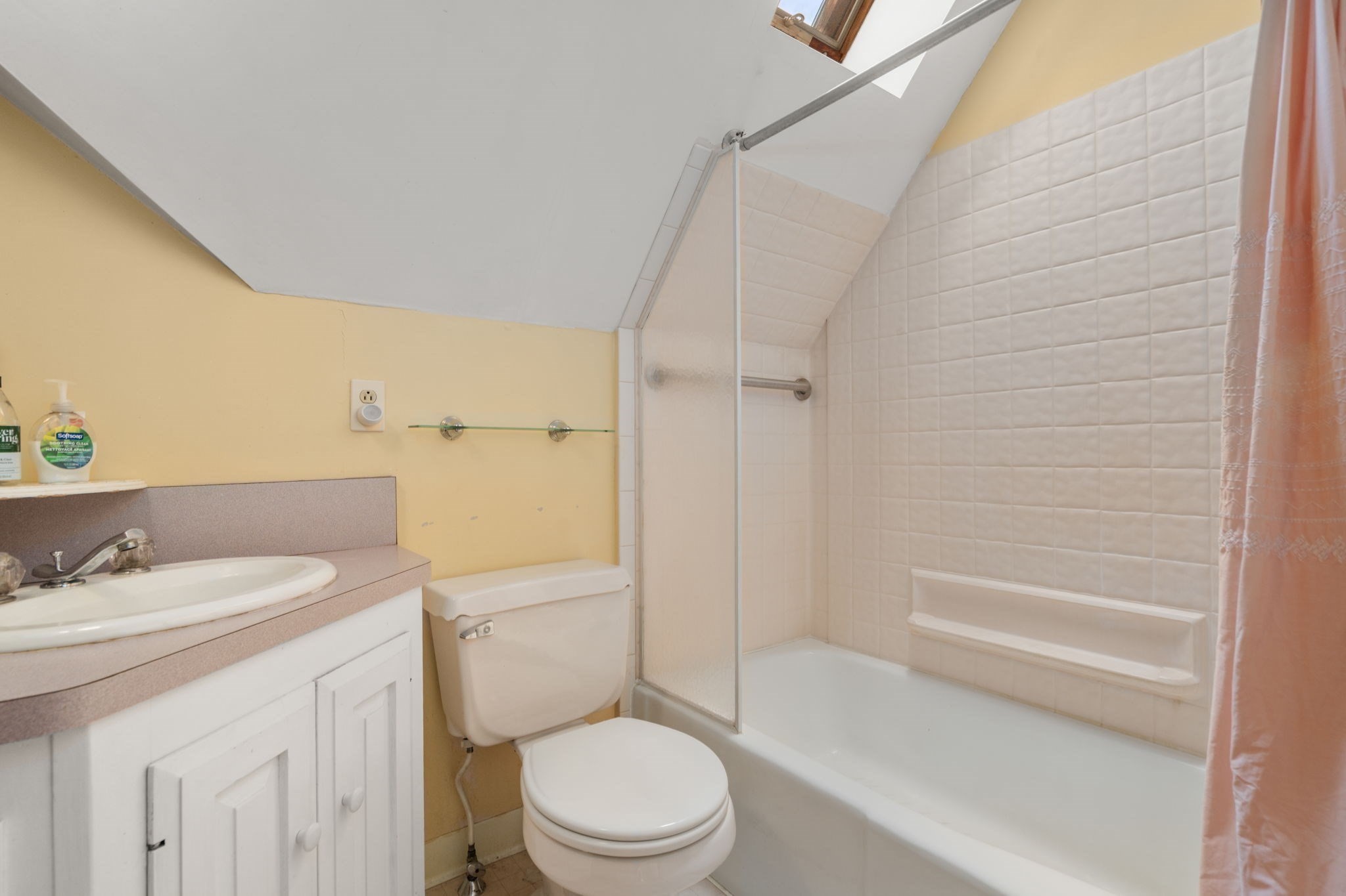 120 Summer St Property Photo 19