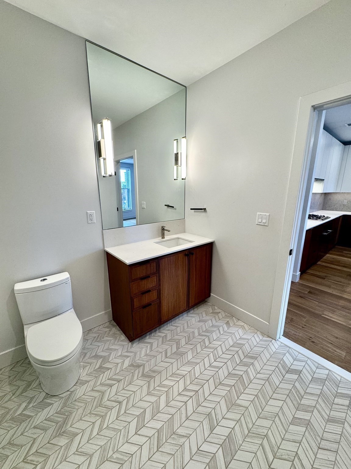 566 Columbus Ave # 406 Property Photo 22
