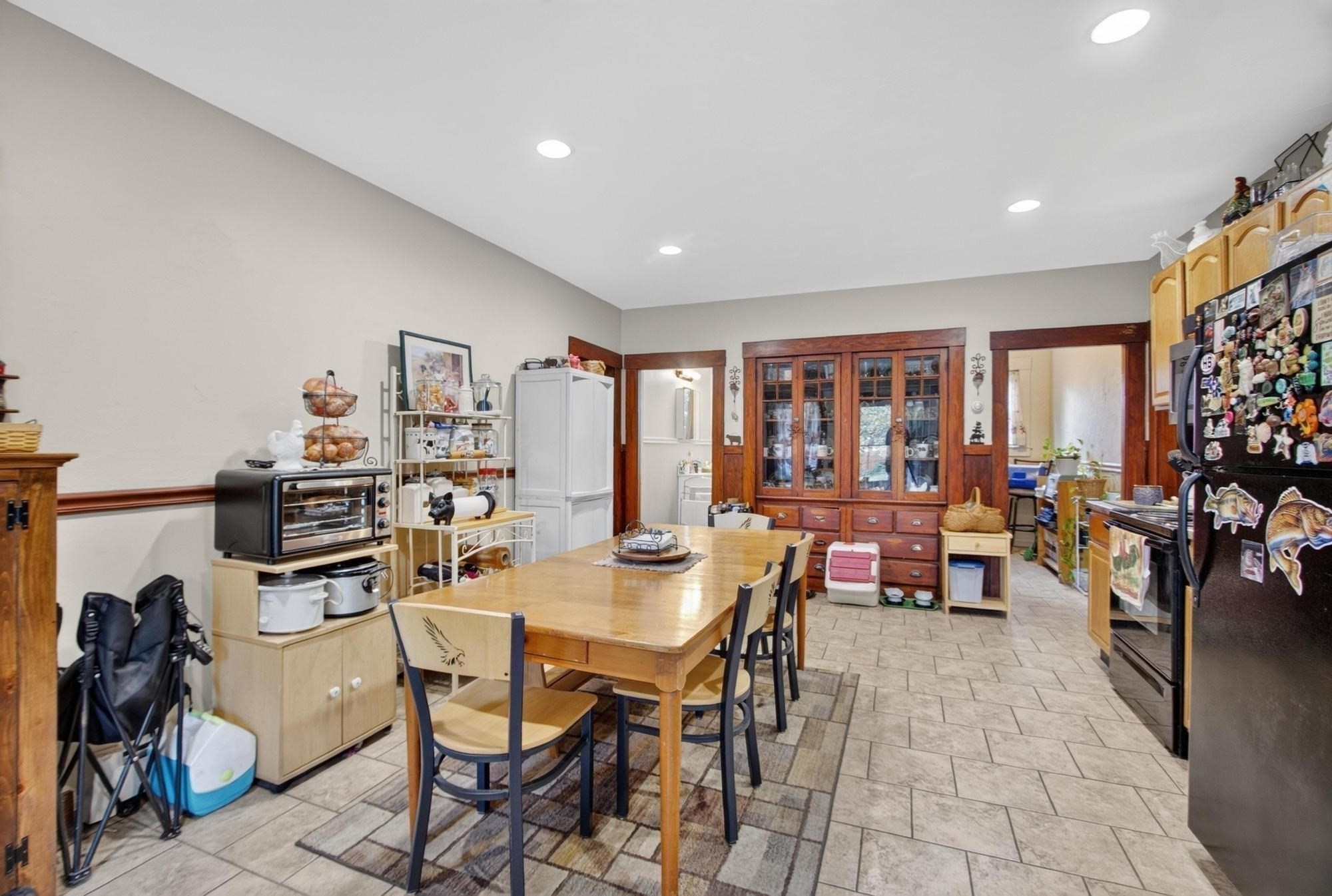 55 Elmwood Ave Property Photo 3