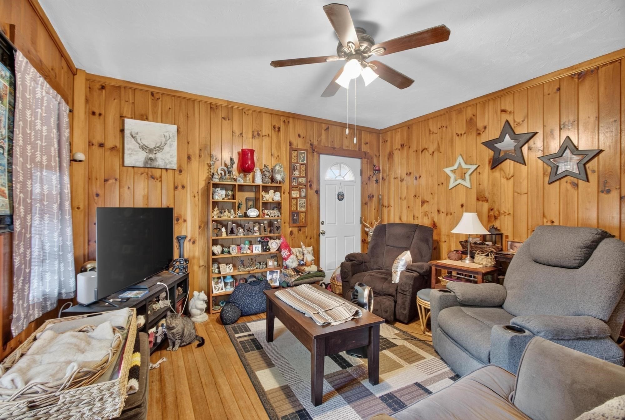 55 Elmwood Ave Property Photo 8