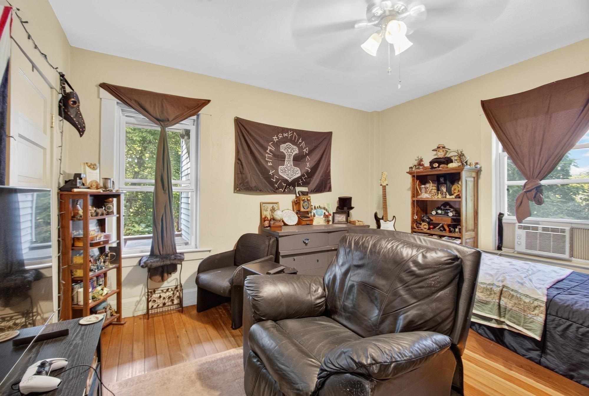 55 Elmwood Ave Property Photo 11